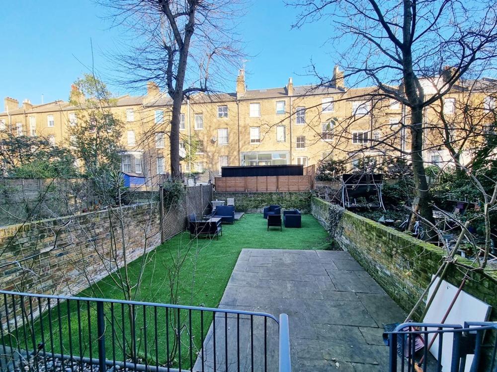Oxford Gardens Apartments London Exterior photo